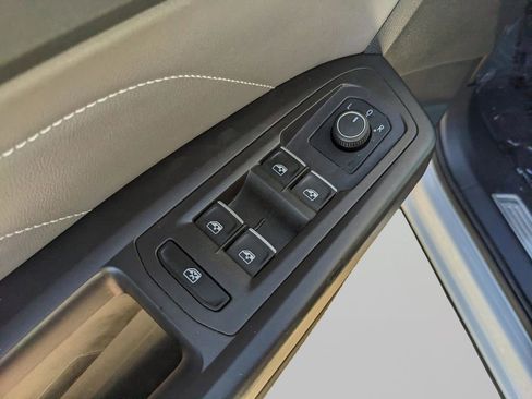 Certified 2022 Volkswagen Atlas SE image 15