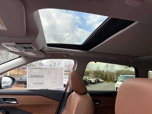 New 2026 Nissan Rogue Platinum image 13