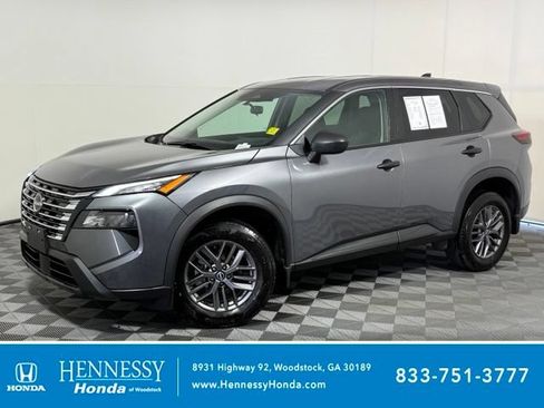 Used 2025 Nissan Rogue S AWD/4WD image 1