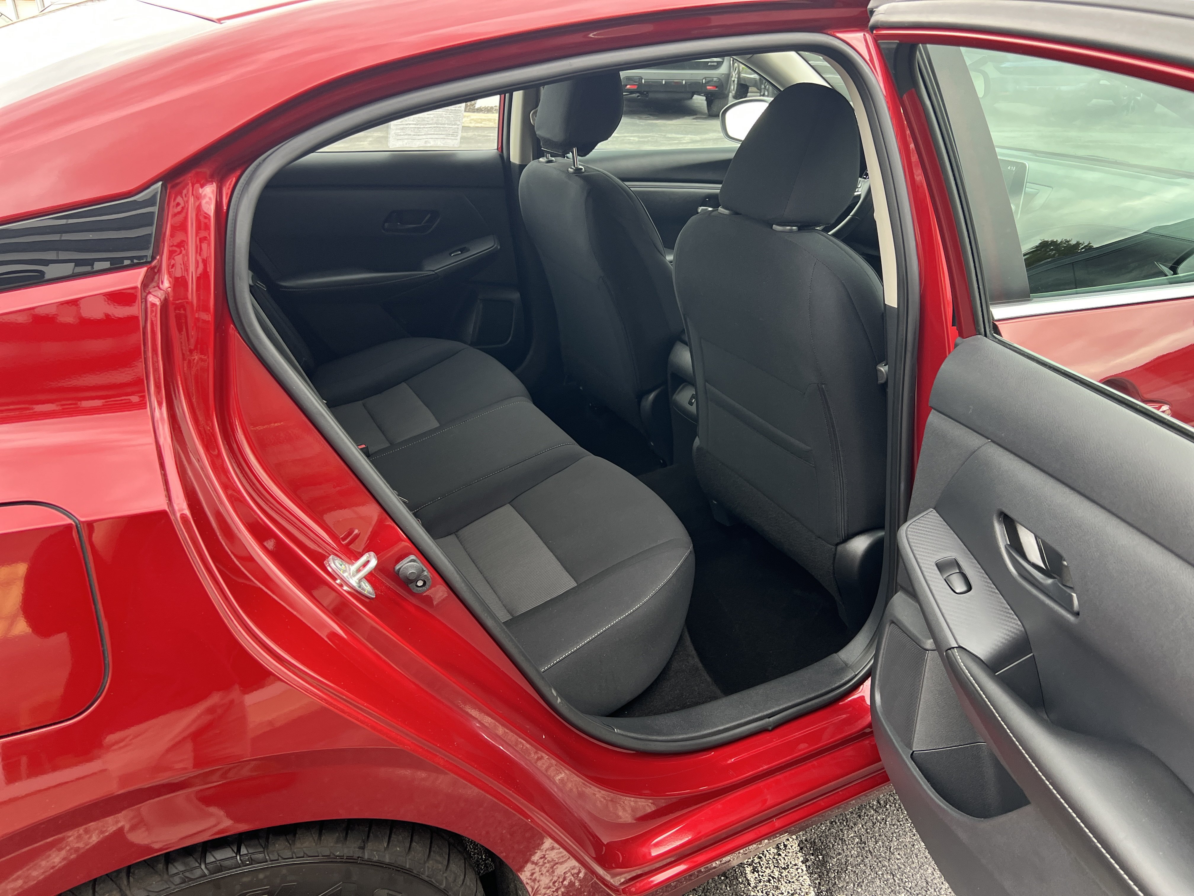 Used 2024 Nissan Sentra SV w/ All-Weather Package FWD image 10