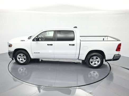 Used 2025 RAM 1500 Big Horn AWD/4WD image 36