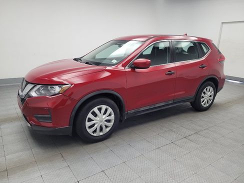 Used 2017 Nissan Rogue S FWD image 2