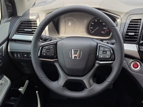 Certified 2026 Honda Odyssey EX-L image 27