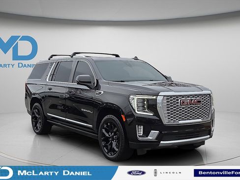 Used 2021 GMC Yukon XL Denali w/ Denali Premium Package image 1
