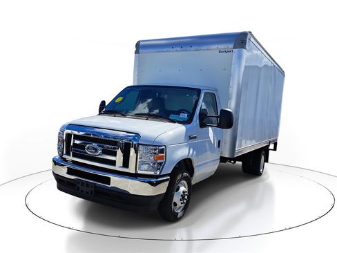New 2025 Ford E-350 and Econoline 350 Super Duty w/ Power Equipment Group image 2