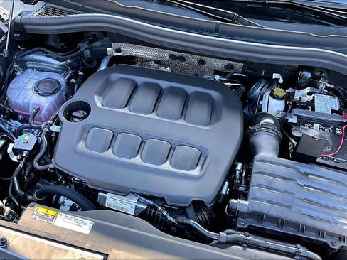 New 2026 Volkswagen Tiguan SE R-Line image 17