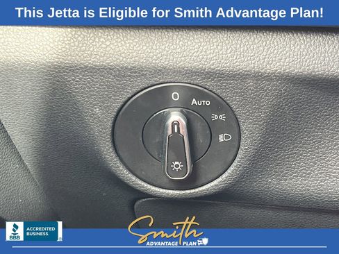 Used 2024 Volkswagen Jetta SE image 13