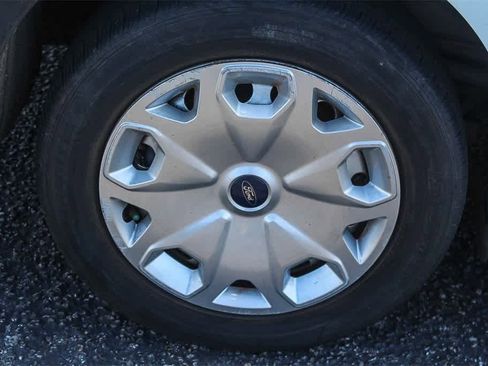 Used 2016 Ford Transit Connect XL image 11
