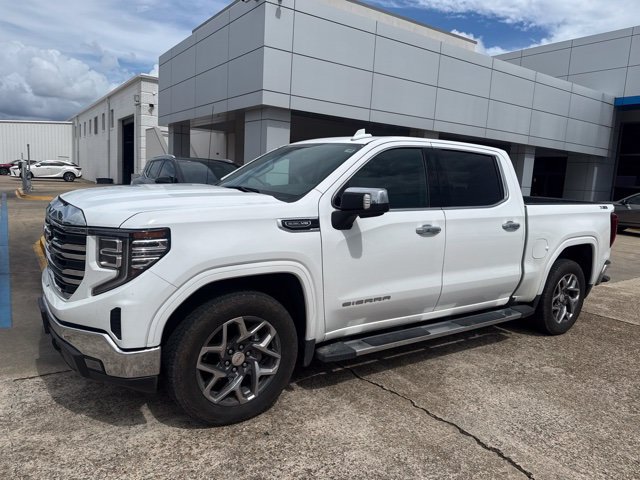 Used 2025 GMC Sierra 1500 SLT w/ SLT Premium Package AWD/4WD image 2