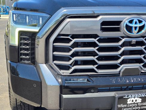 Used 2024 Toyota Tundra Platinum w/ TRD Off-Road Package AWD/4WD image 30