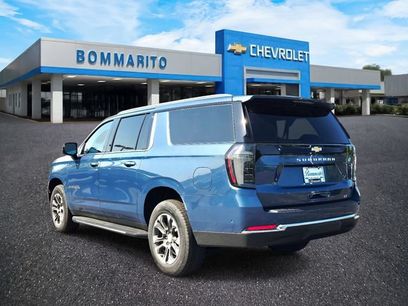 New 2026 Chevrolet Suburban LT w/ Comfort Package