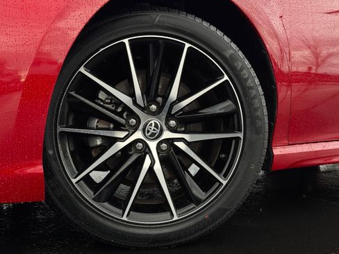 Used 2024 Toyota Camry SE image 28