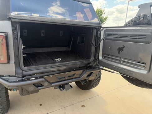 Used 2021 Ford Bronco Outer Banks w/ Sasquatch Package AWD/4WD image 24