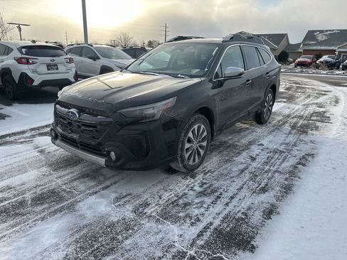 Used 2025 Subaru Outback Touring w/ Popular Package #2 image 27