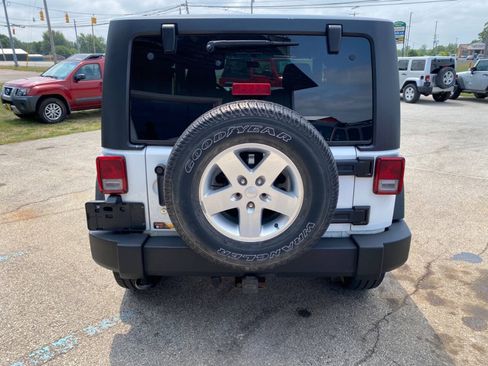 Used 2012 Jeep Wrangler Sport AWD/4WD image 8