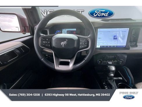 Used 2024 Ford Bronco Wildtrak AWD/4WD image 6