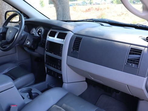 Used 2008 Dodge Durango Limited w/ Technology Group III AWD/4WD image 17