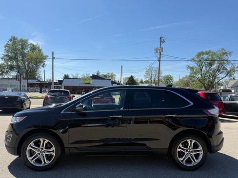 Used 2018 Ford Edge Titanium AWD/4WD image 5