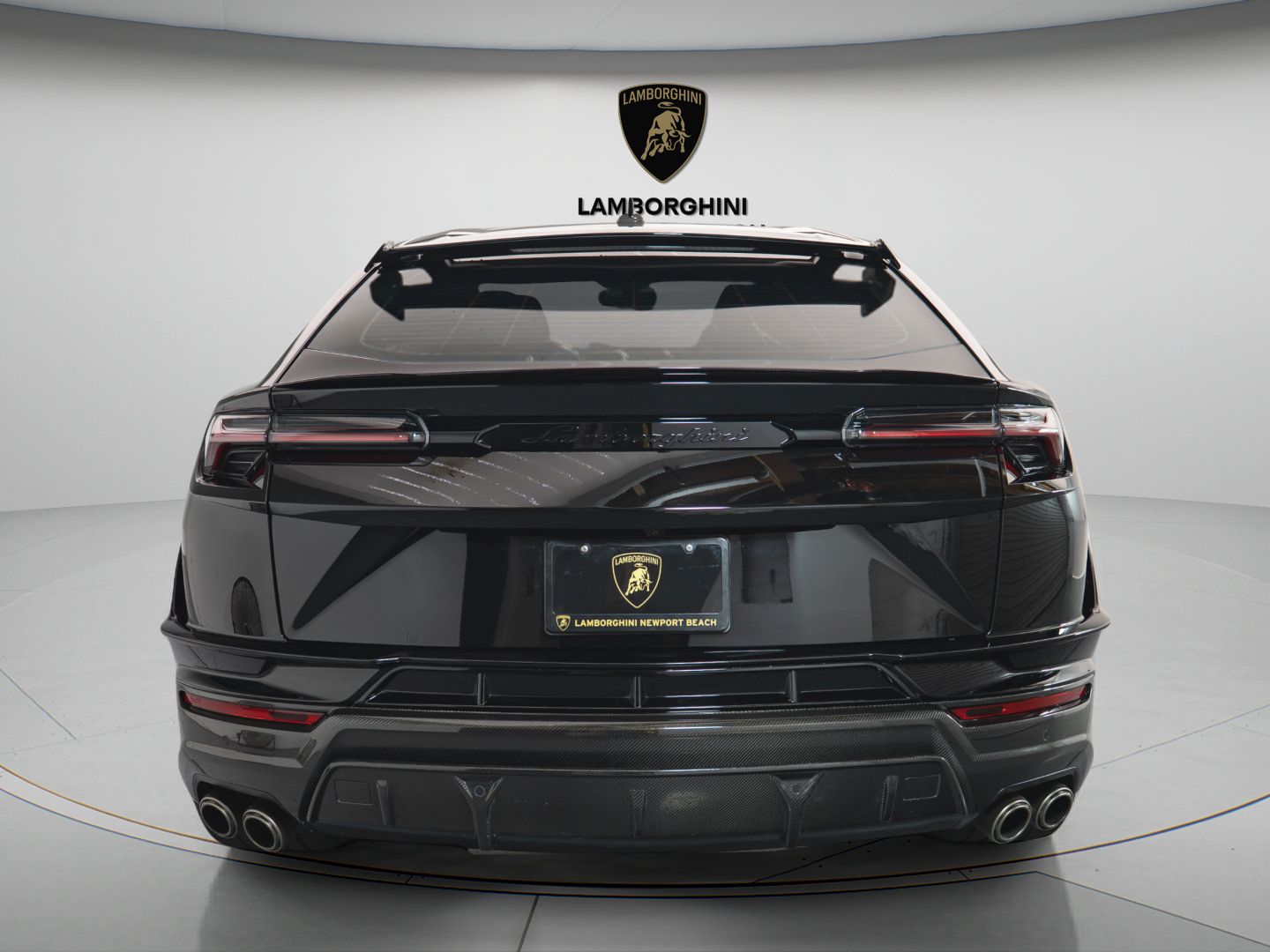 Used 2023 Lamborghini Urus Performante AWD/4WD image 5
