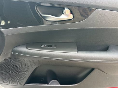 Used 2023 Kia Forte GT-Line w/ GT-Line Premium Package FWD image 23