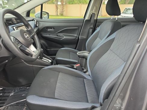 Used 2023 Nissan Versa SV FWD image 15