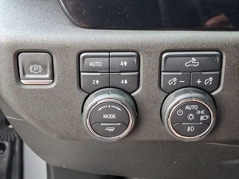 Used 2024 Chevrolet Silverado 1500 RST w/ Rally Edition AWD/4WD image 23