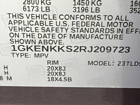 Used 2024 GMC Acadia Elevation w/ Luxury Package FWD image 32