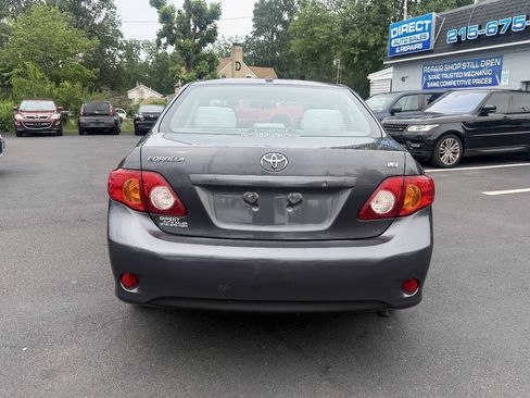 Used 2010 Toyota Corolla LE FWD image 9