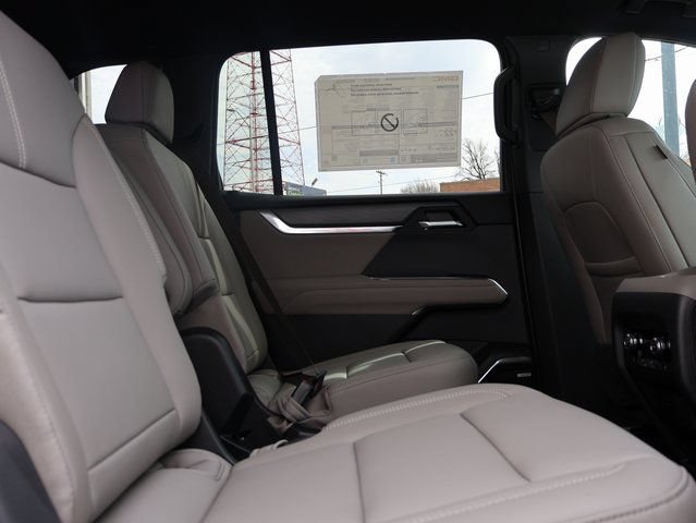 New 2026 GMC Acadia Elevation w/ Elevation Premium Package FWD image 11