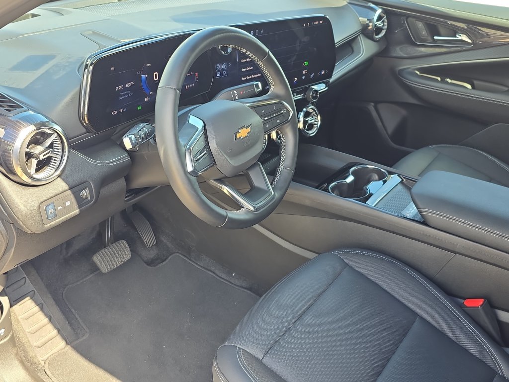 Used 2024 Chevrolet Blazer EV LT AWD/4WD image 14