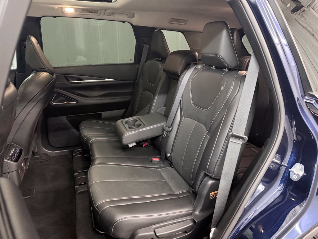 Certified 2023 INFINITI QX60 Sensory w/ Cargo Package FWD image 36