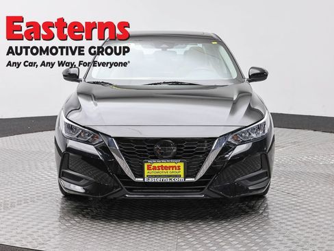 Used 2023 Nissan Sentra SV w/ SV Premium Package FWD image 2