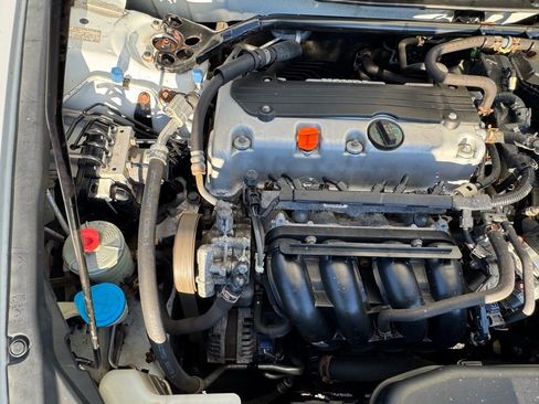 Used 2010 Honda Accord EX-L image 29