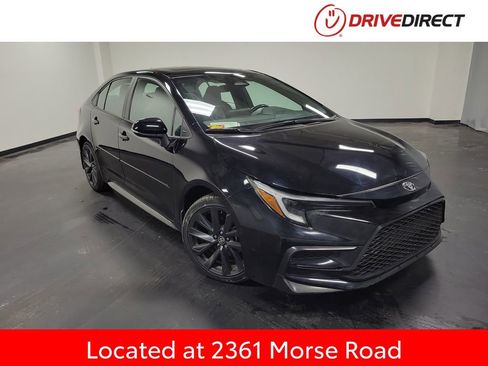Used 2023 Toyota Corolla SE w/ SE Premium Package image 1