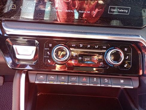 Used 2023 GMC Sierra 1500 Denali image 32