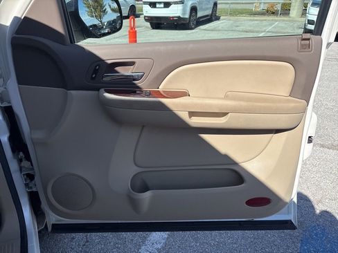 Used 2009 Chevrolet Silverado 1500 LTZ w/ White Diamond Edition image 50