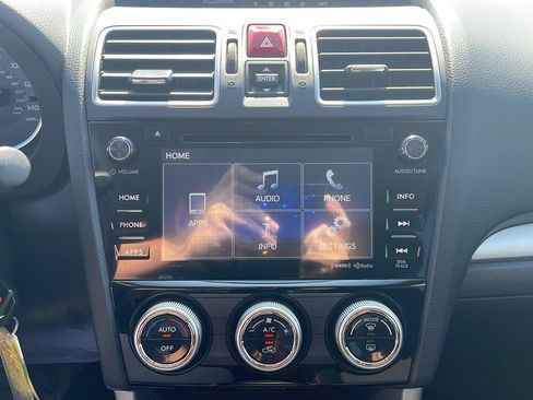Used 2017 Subaru Forester 2.5i Premium w/ All-Weather Package AWD/4WD image 22