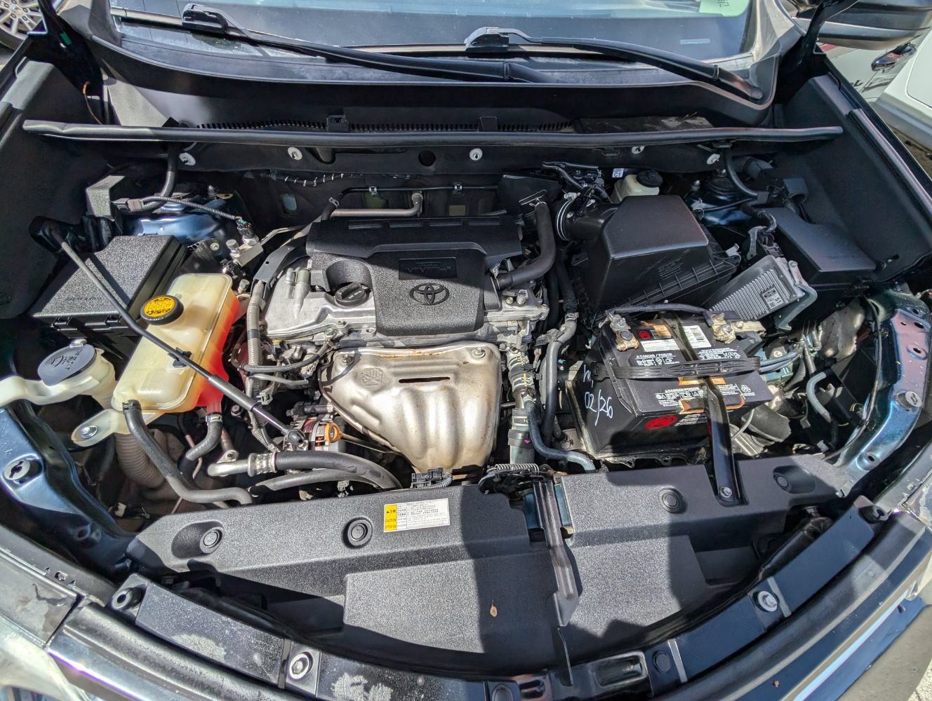 Used 2017 Toyota RAV4 LE FWD image 10