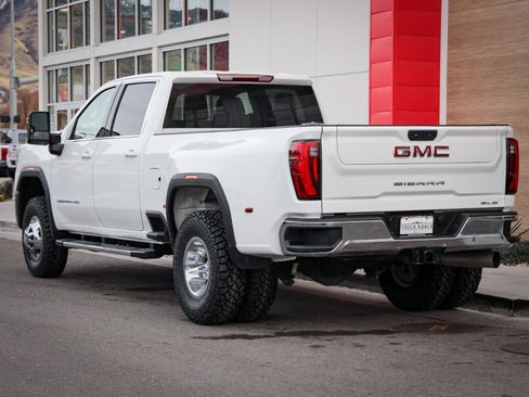 Used 2024 GMC Sierra 3500 SLE w/ SLE Convenience Package image 6
