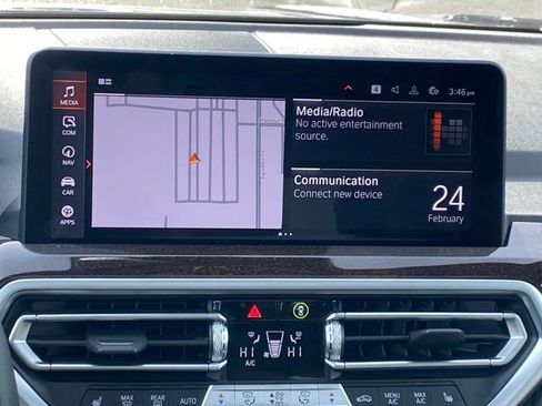 Used 2024 BMW X3 xDrive30i image 10