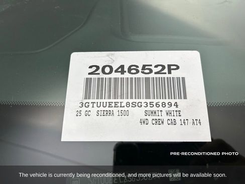 Used 2025 GMC Sierra 1500 AT4 image 16