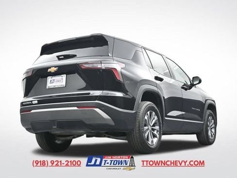 Used 2025 Chevrolet Equinox LT FWD image 45