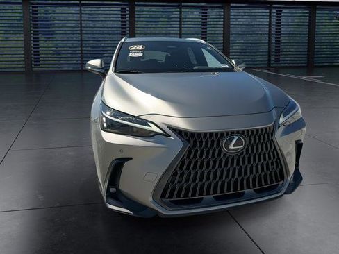 Certified 2024 Lexus NX 250 FWD image 3