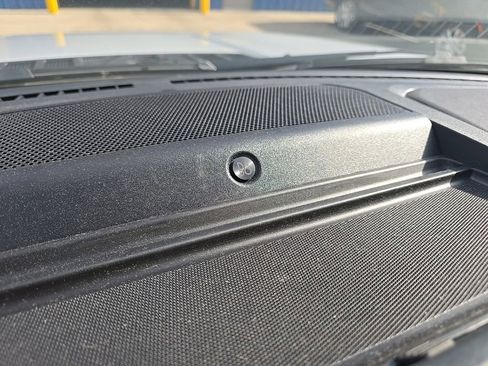 Used 2025 Ford F150 Lariat AWD/4WD image 28