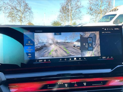 Used 2026 BMW M5 w/ Carbon Package image 23