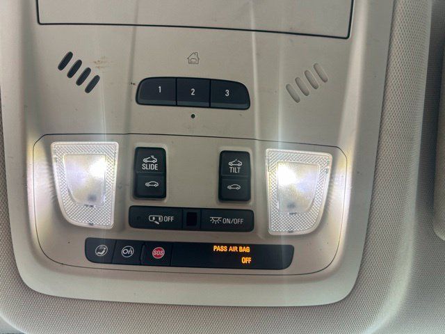 Used 2019 GMC Acadia Denali w/ Technology Package FWD image 18