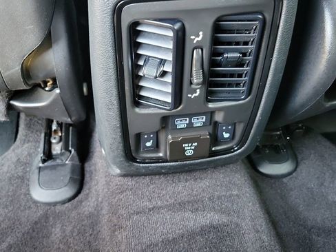 Used 2022 Dodge Durango R/T w/ Tow 'N Go Package image 38