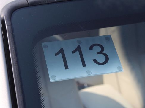 Used 2009 BMW 335i Convertible image 20