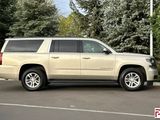 Used 2016 Chevrolet Suburban LT w/ Luxury Package image 3