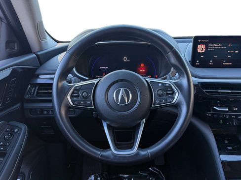 Used 2023 Acura MDX FWD w/ Technology Package image 12